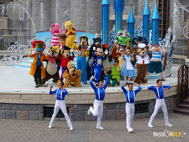 Mickey présente : Joyeux Anniversaire Disneyland Paris