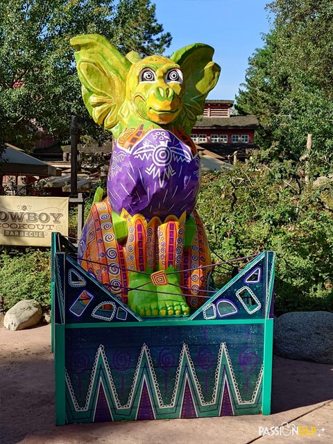 décor halloween frontierland