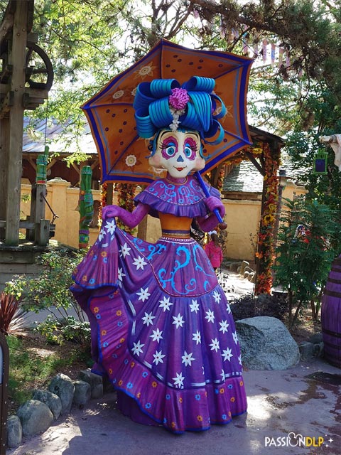 décor halloween frontierland