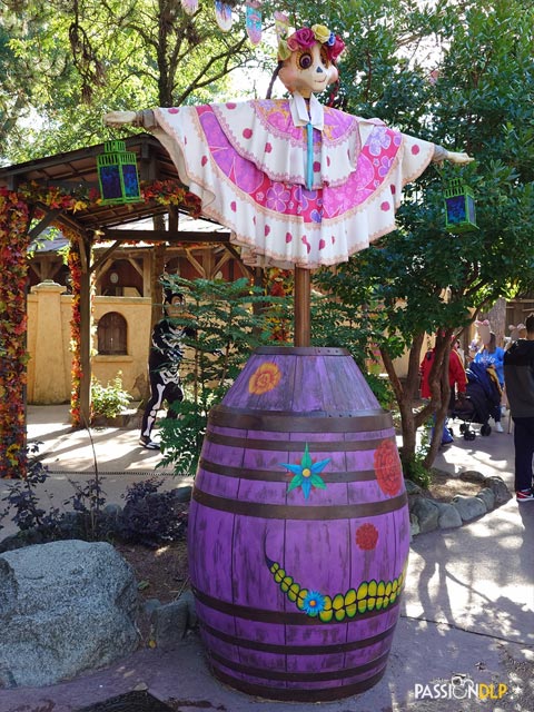 décor halloween frontierland