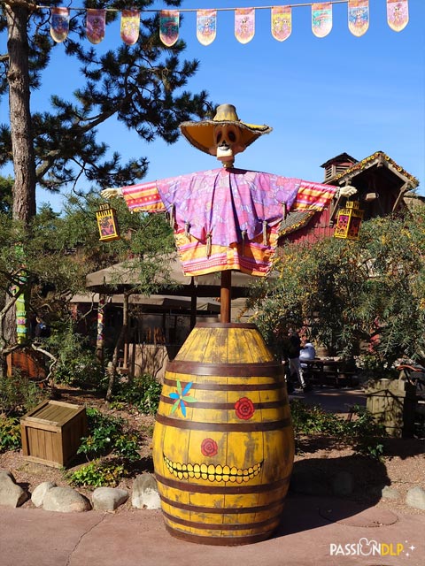 décor halloween frontierland