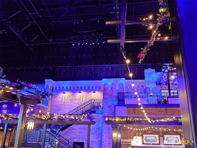 the hollywood gardens restaurant