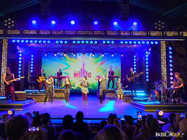 music hits concert