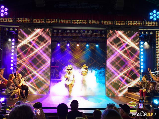 music hits concert