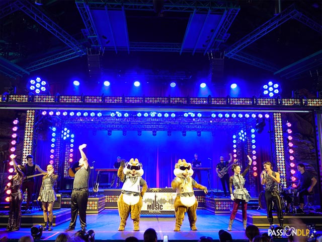 music hits concert